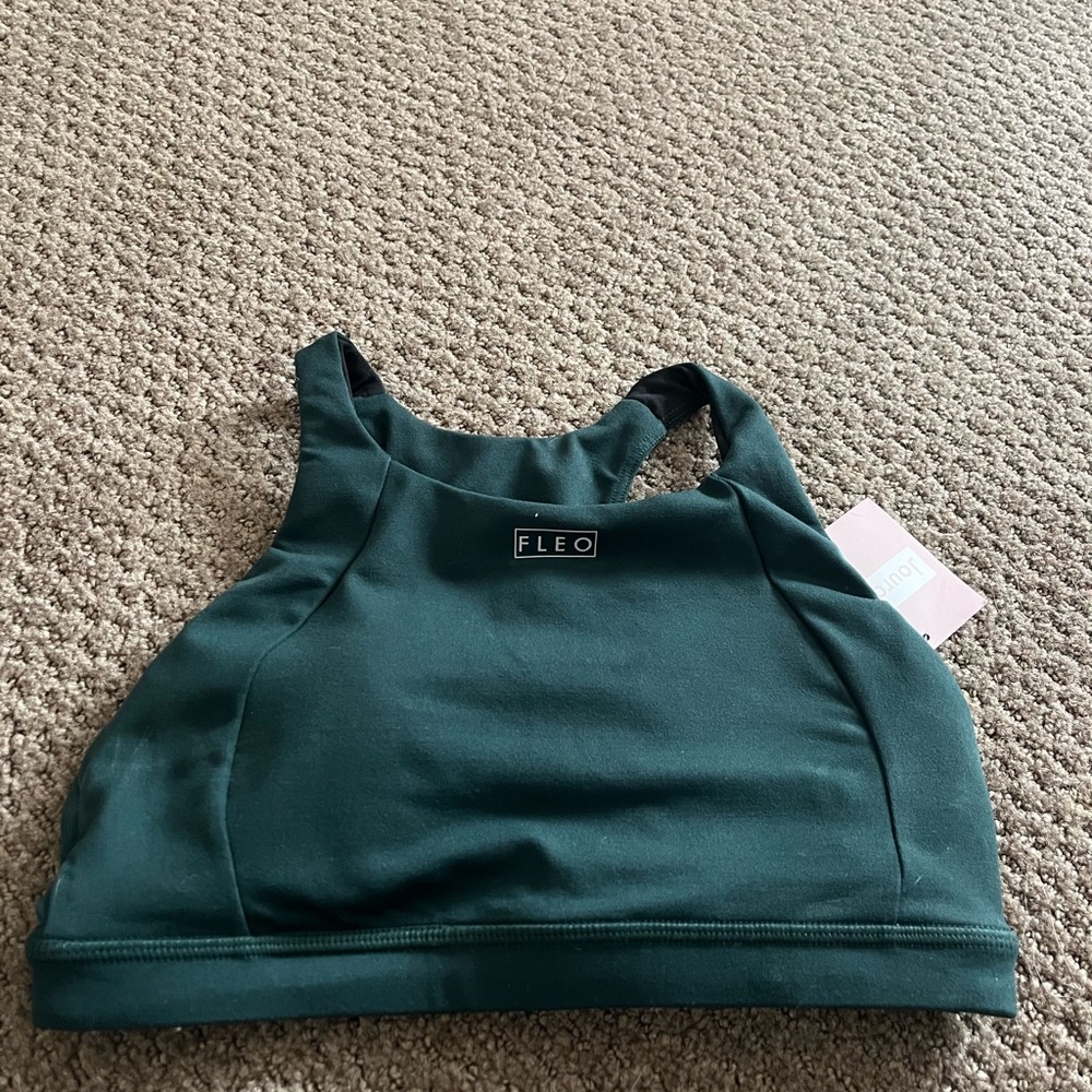 Flow jourdaine sports bra